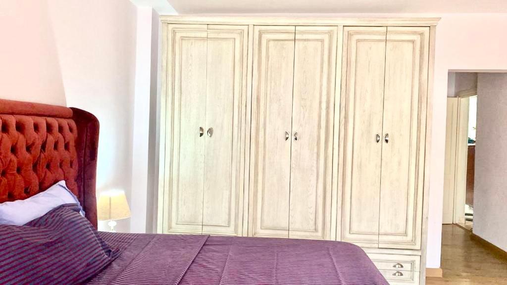 Luxurious 3 Bedroom Rustic Apartment Overlooking Huge Garden - For Families And Couples 카이로 외부 사진