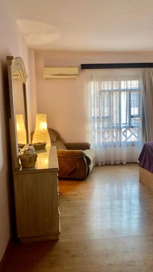 Luxurious 3 Bedroom Rustic Apartment Overlooking Huge Garden - For Families And Couples 카이로 외부 사진